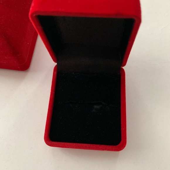 🆕 10 VELVET RING BOXES - Picture 5 of 7
